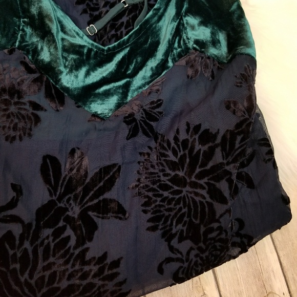 NWT Free People Velvet Floral Slip Dress - Picture 7 of 8